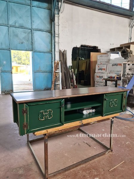 Koyu Yeşil Tv Sehpası