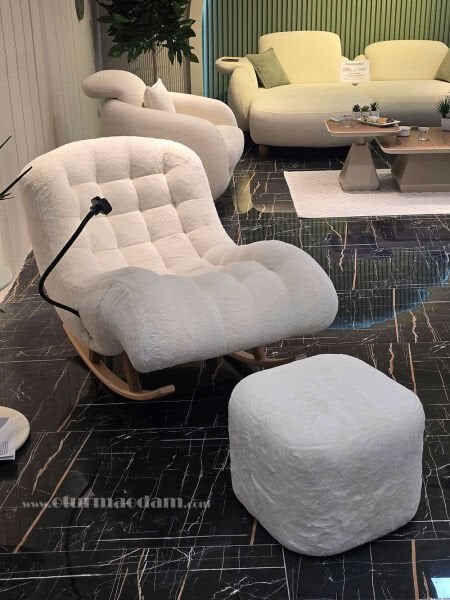 Sallanır Puflu Şezlong