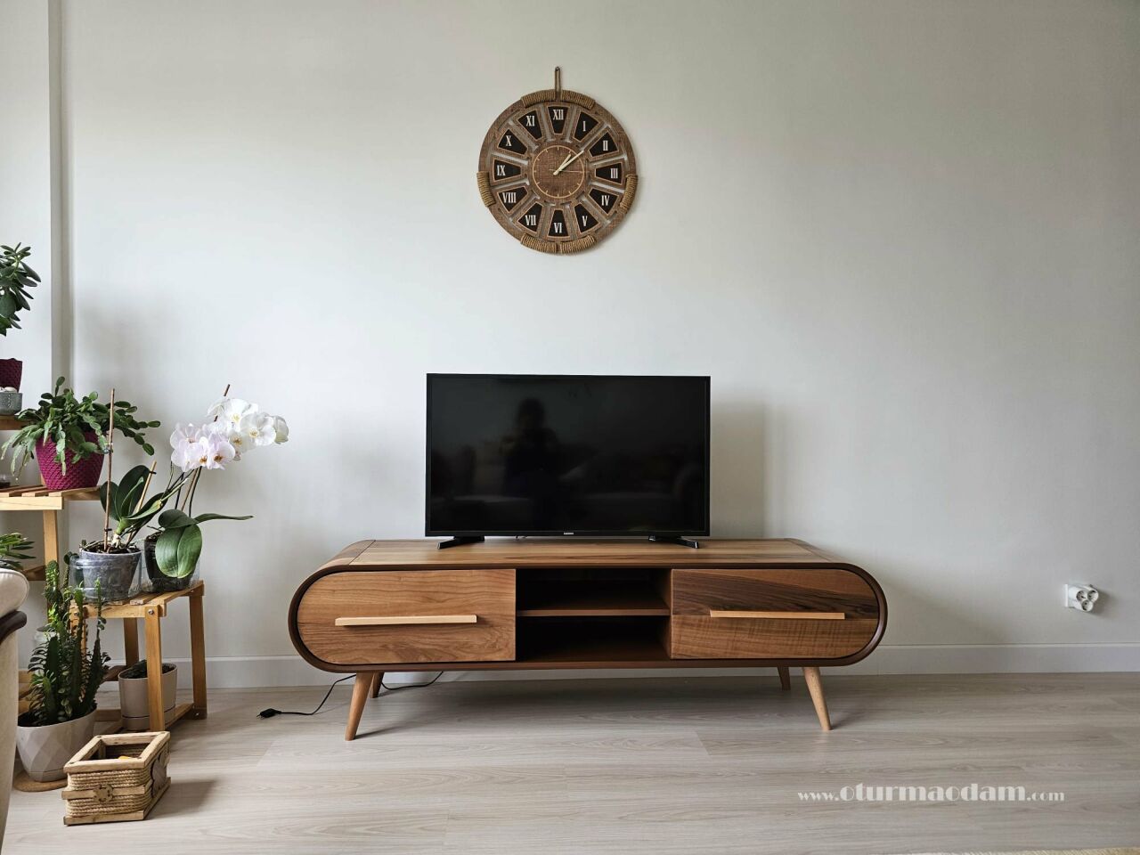 Oval Tv Sehpası İstanbul Teslimatımız