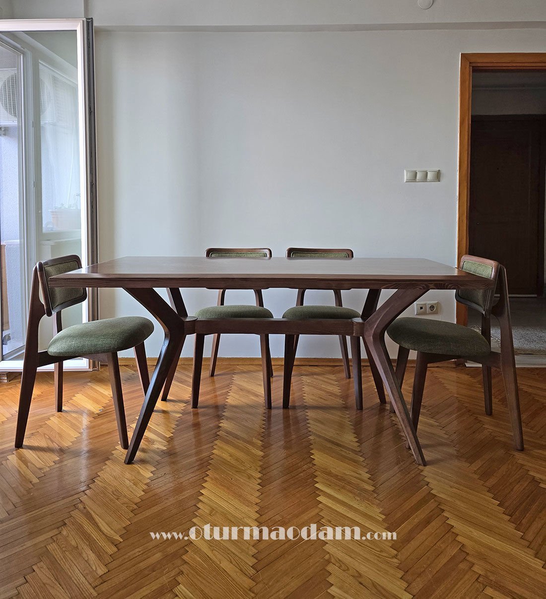 Hazar Masa Seti ve Mini Bar Sarıyer Teslimatımız