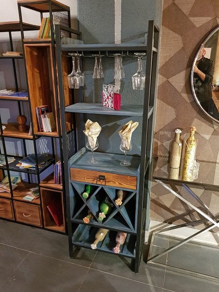Mavi Şaraplık