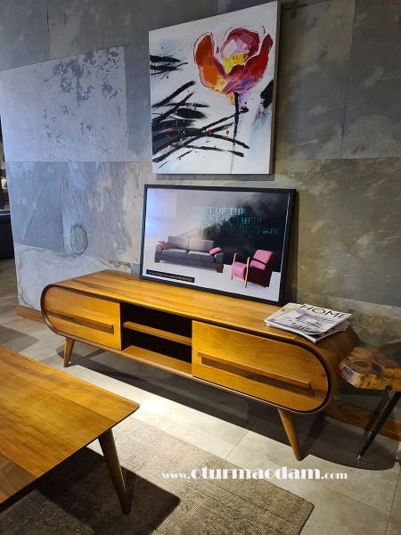 Oval Tv Sehpası