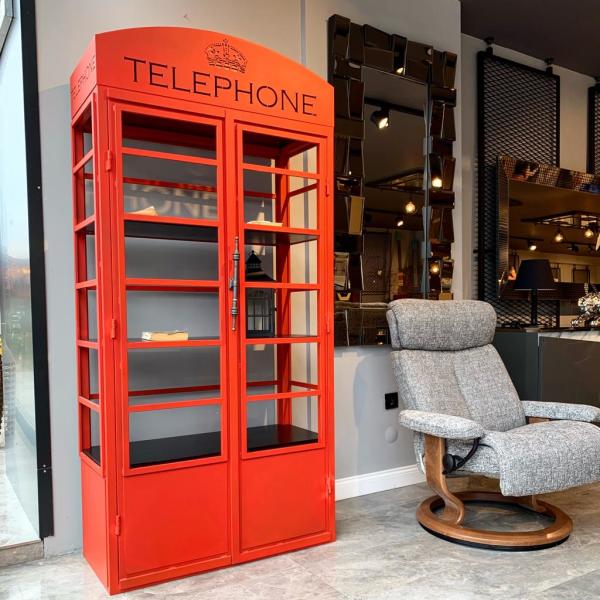 Telefon Kulübesi Kitaplık