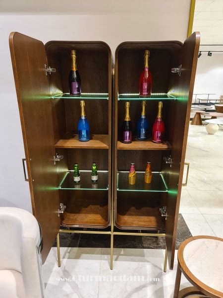 Ceviz İçecek Dolabı
