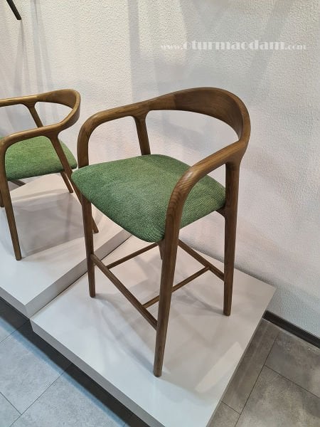 Nova Kollu Bar Sandalyesi