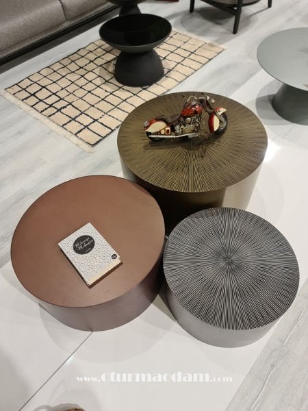 Üç Renk Silindir Sehpa