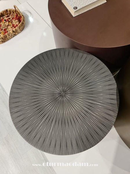 Üç Renk Silindir Sehpa