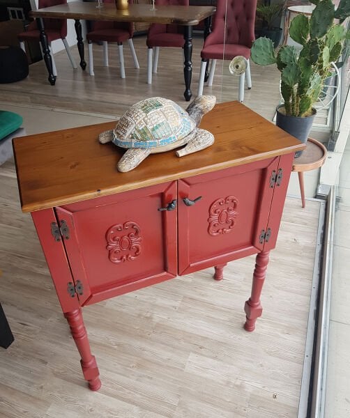 Kırmızı Şeker Dresuar