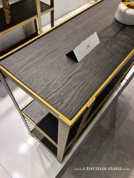 Lama Dresuar