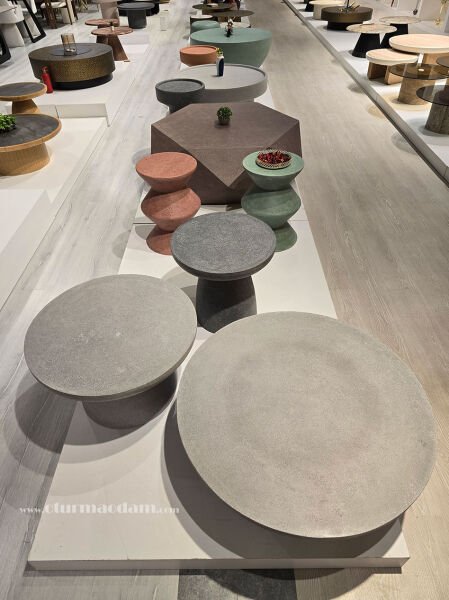 Beton Mantar 3'lü Sehpa