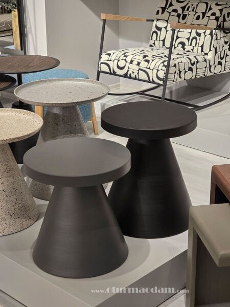 Siyah Gri Mantar Sehpa