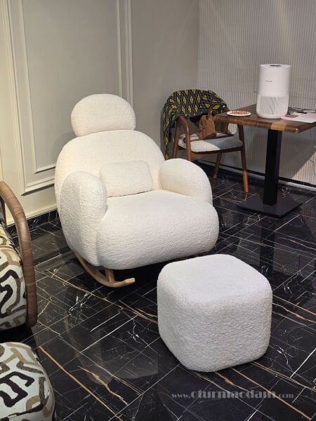 Sallanır Puflu Berjer