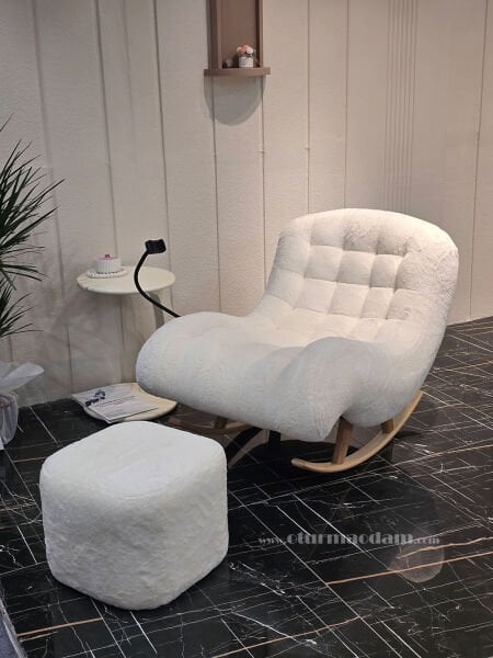 Sallanır Puflu Şezlong