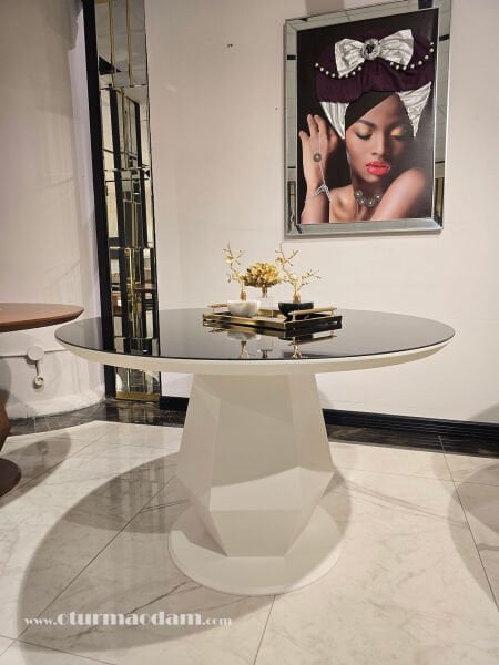 Kübik Beyaz Mantar Masa