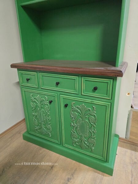 Yeşil Kahve Dolabı